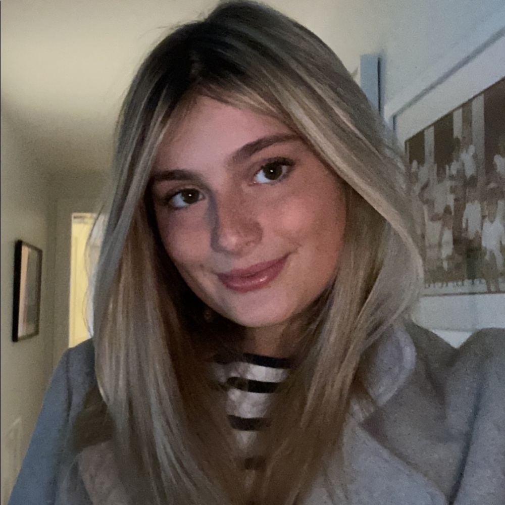 Meet your Posher, Lexi